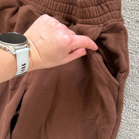 AEO Brown Boyfriend Joggers - Picture 3 of 7